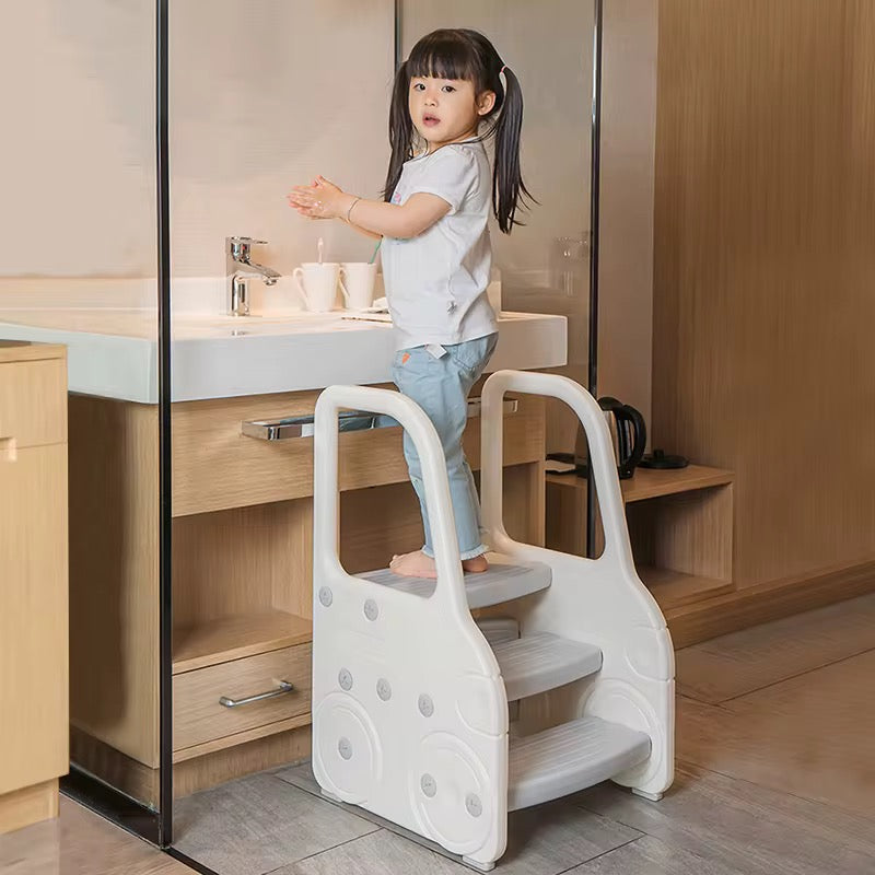 MONTESSORI STEP LADDER