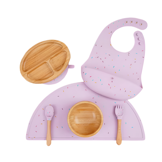 Silicone feeding sets