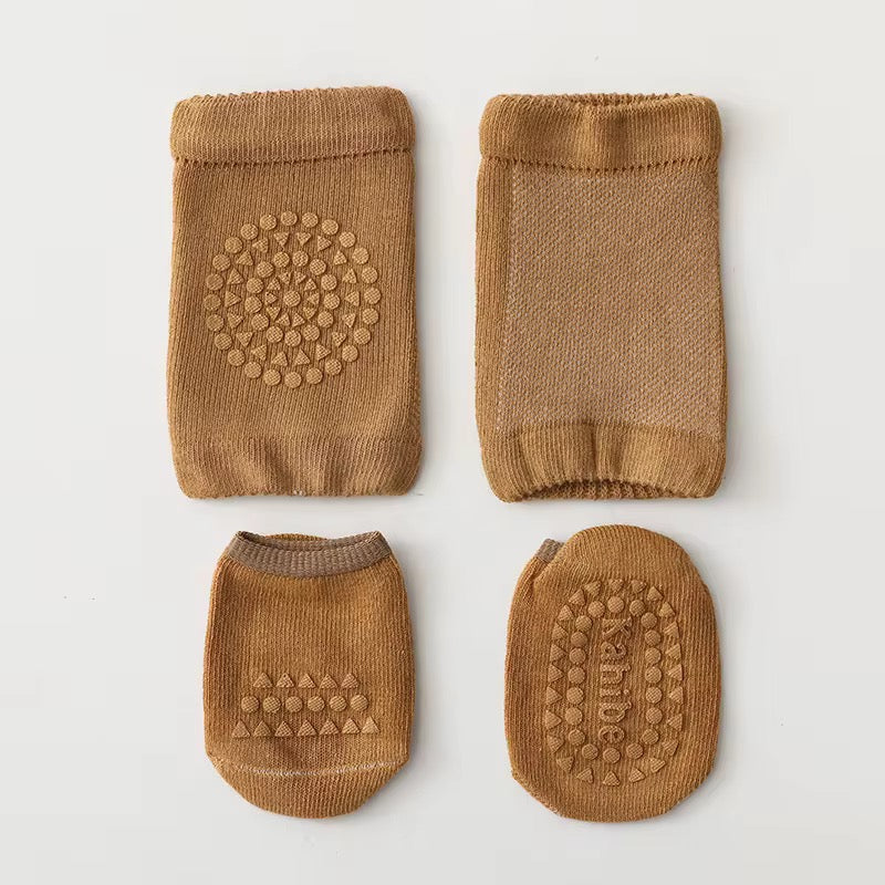 TODDLER GRIP SOCKS & KNEE PADS